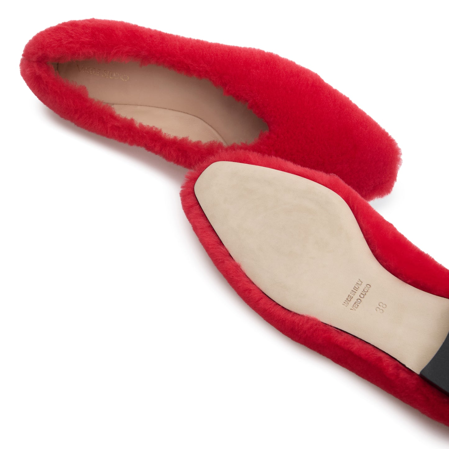 Flat shoes