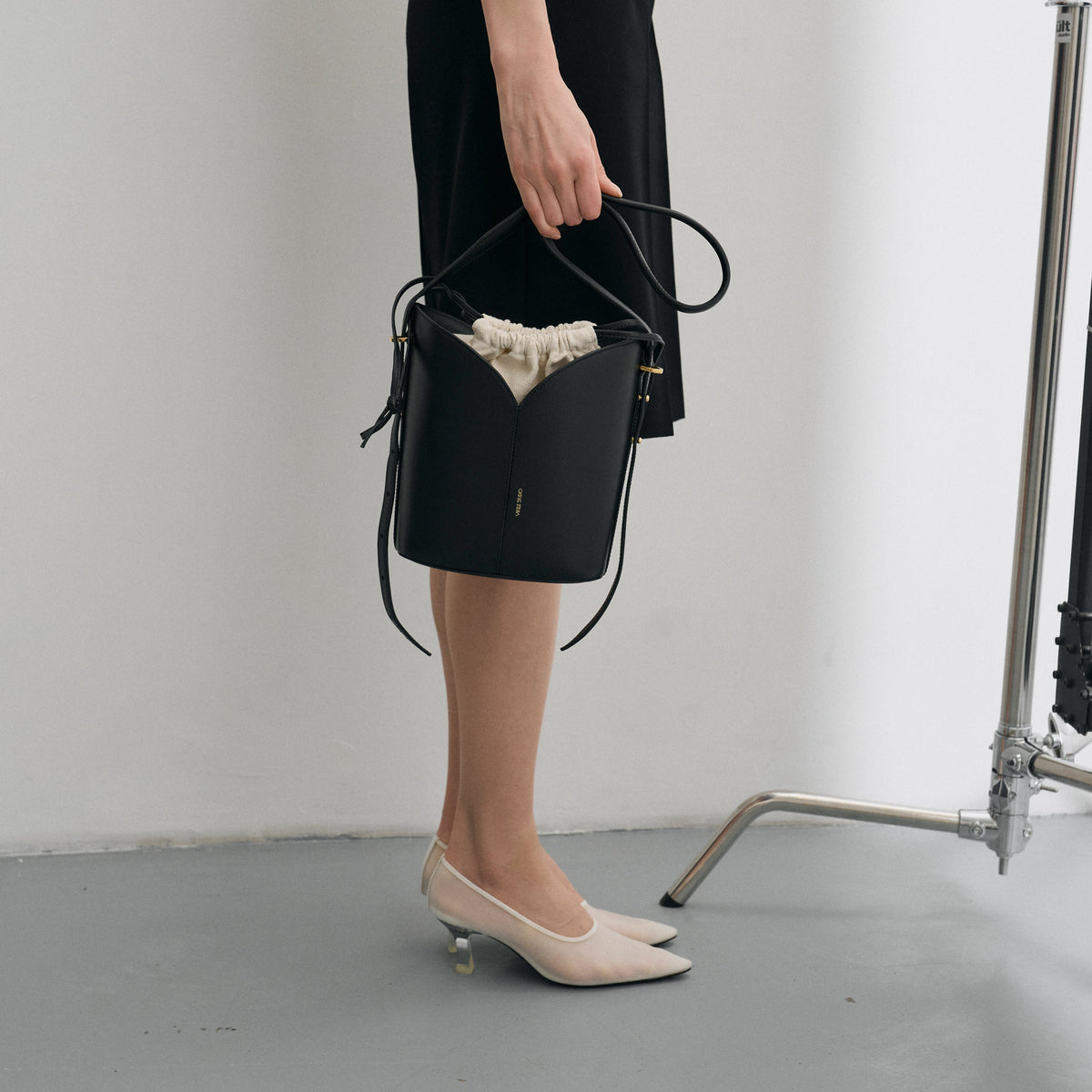 BUCKET bag, Black